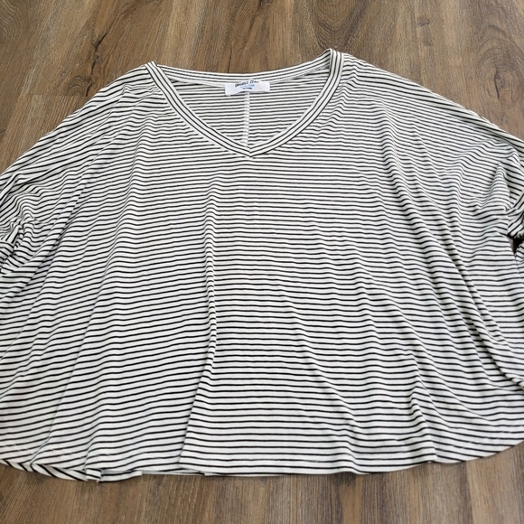 Double Zero womens striped cropped long sleeve top tee medium relaxed stretch - Picture 3 of 7